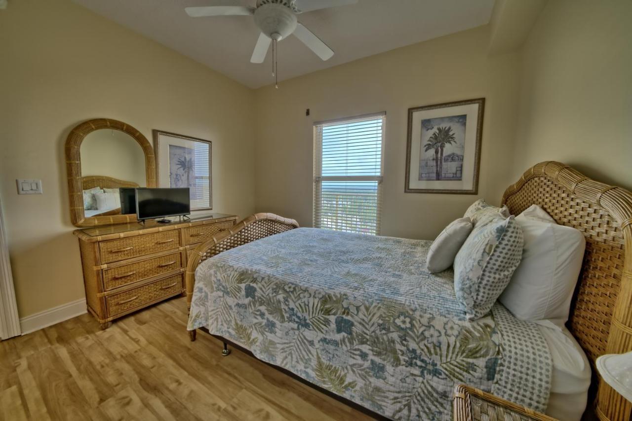 Luxurious Tropical With Breathtaking Gulf View - Unit 2006